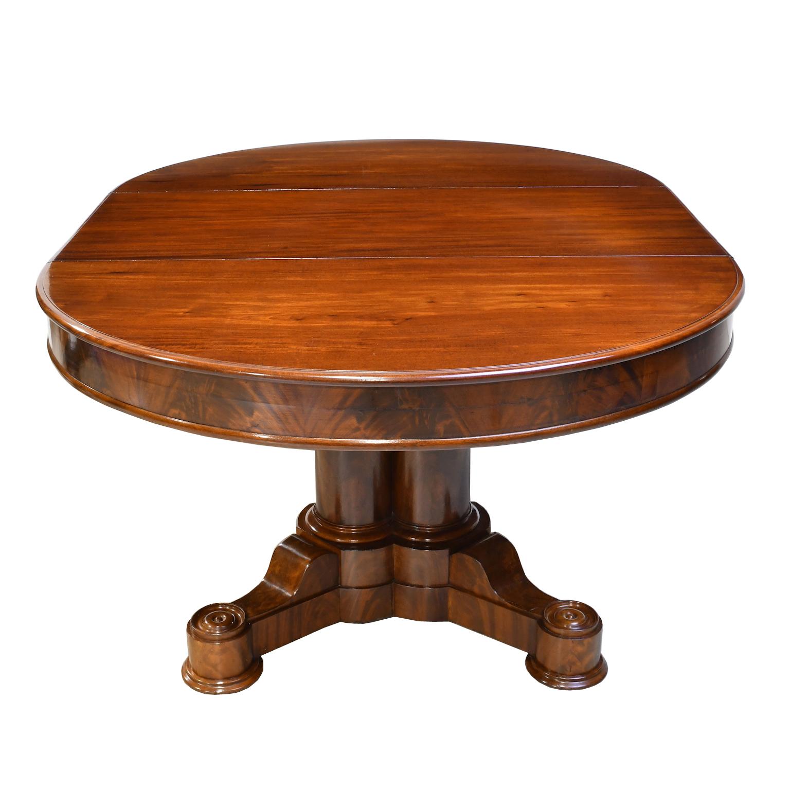 American Empire Oval Extension Dining Table in Mahogany with Pedestal Base 1
