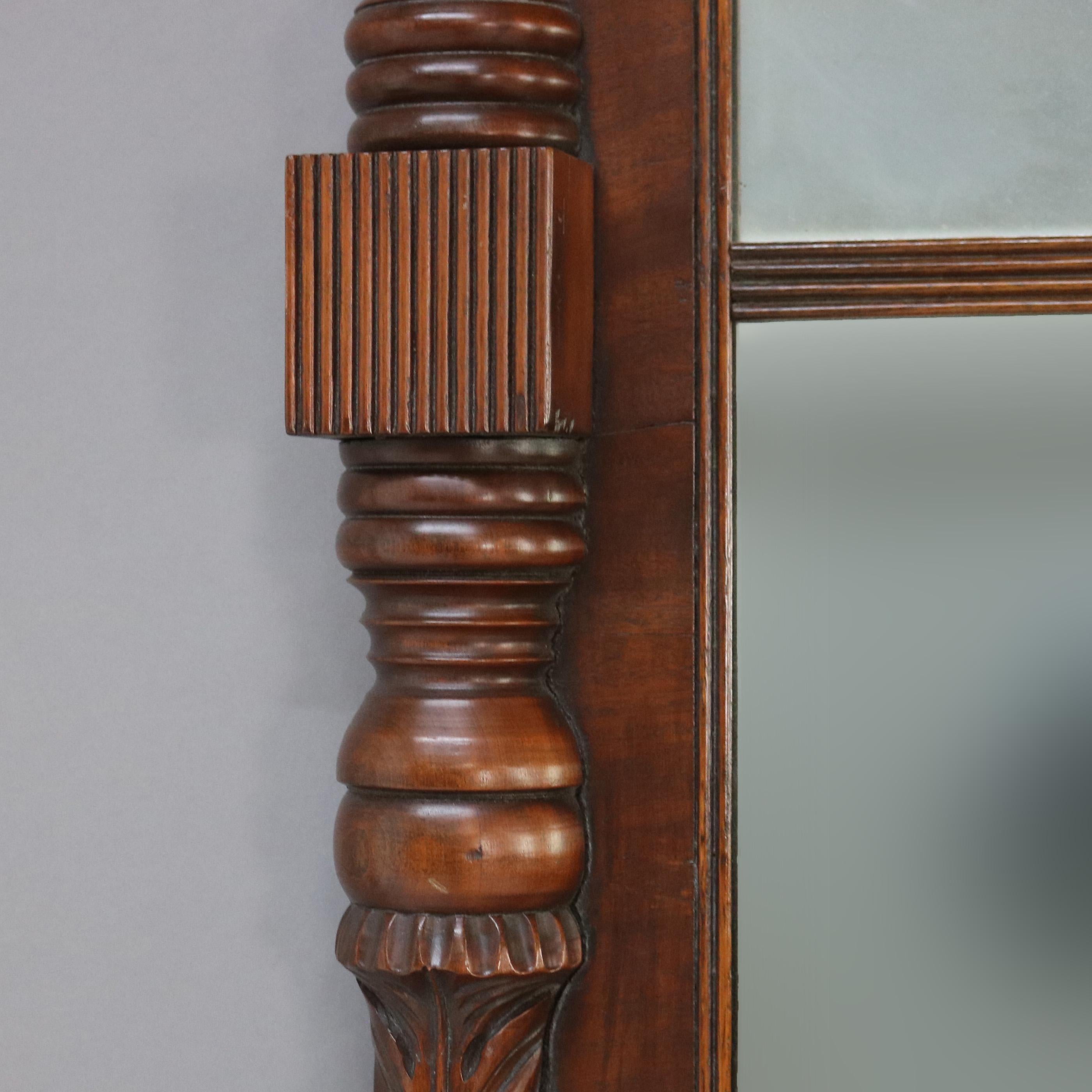 Intagliato Specchio da parete Trumeau in mogano intagliato Feder dell'Impero Americano C1835 in vendita