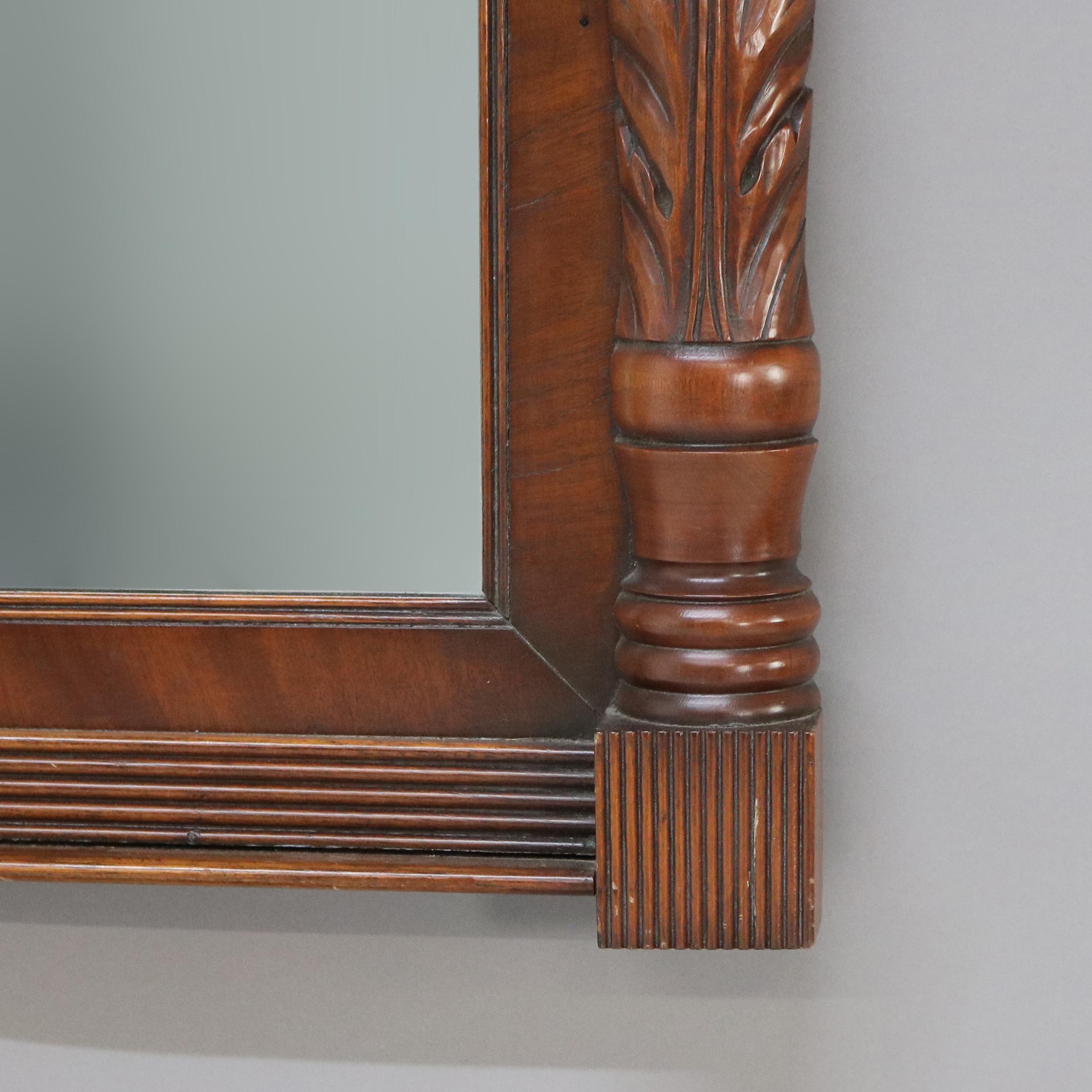 Specchio da parete Trumeau in mogano intagliato Feder dell'Impero Americano C1835 in vendita 1