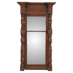 Specchio da parete Trumeau in mogano intagliato Feder dell'Impero Americano C1835