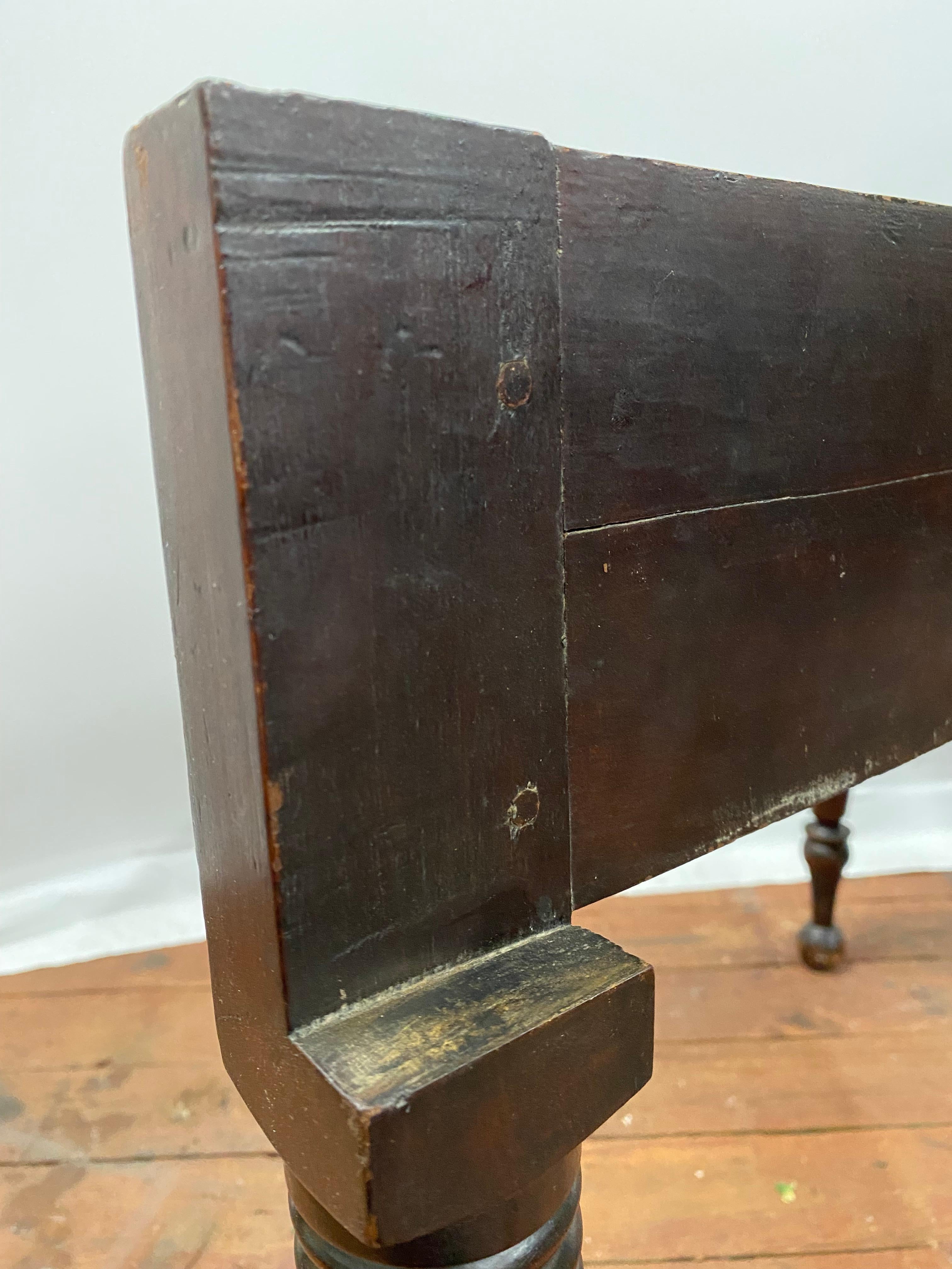 American Empire Flip Top Mahogany Gate Leg Console Table For Sale 8