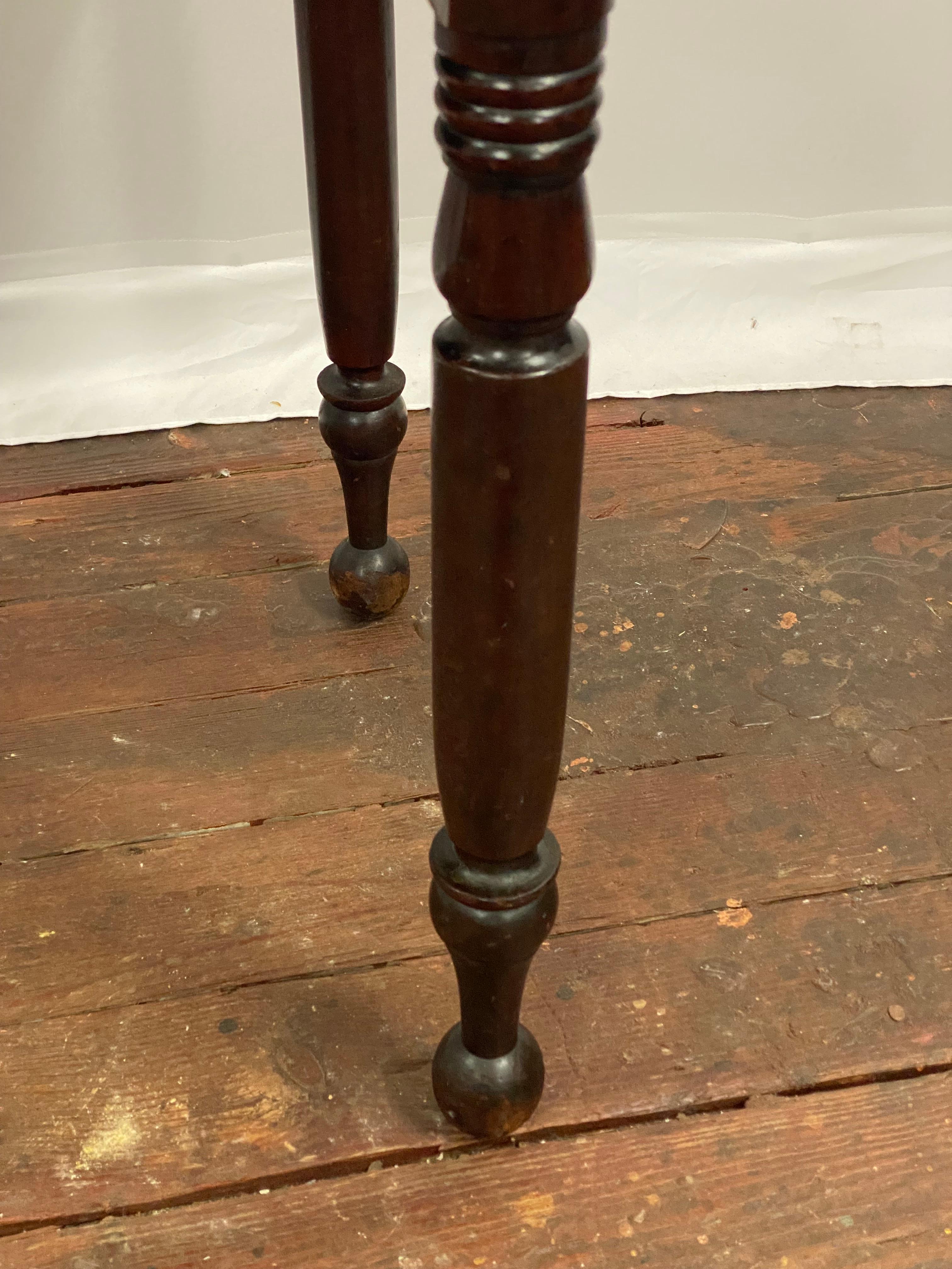 American Empire Flip Top Mahogany Gate Leg Console Table For Sale 5