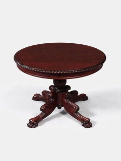 Table de salle à manger Empire américaine en acajou sculpté avec pieds en patte d'oie