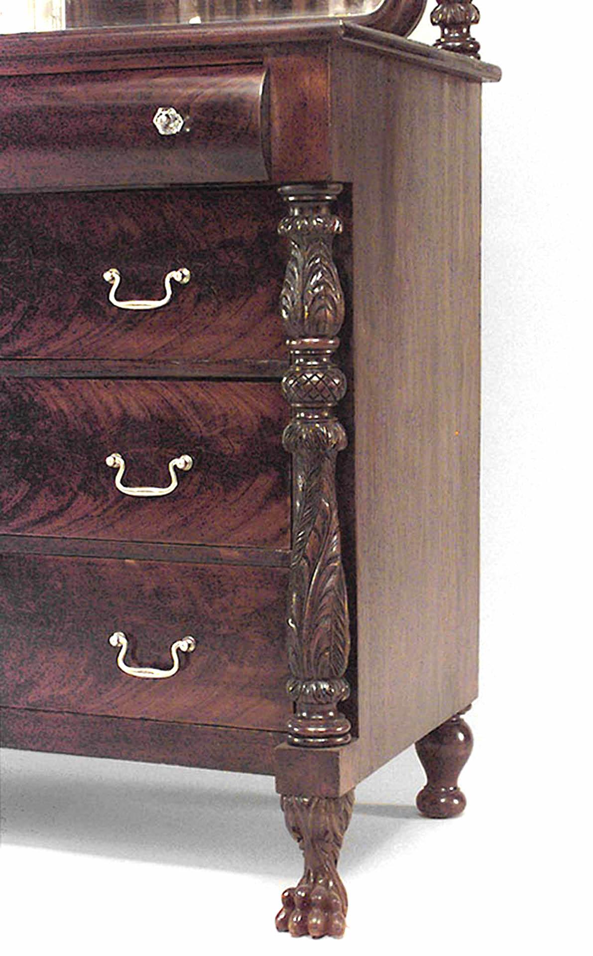 American Empire Mahogany Dresser In Good Condition For Sale In New York, NY