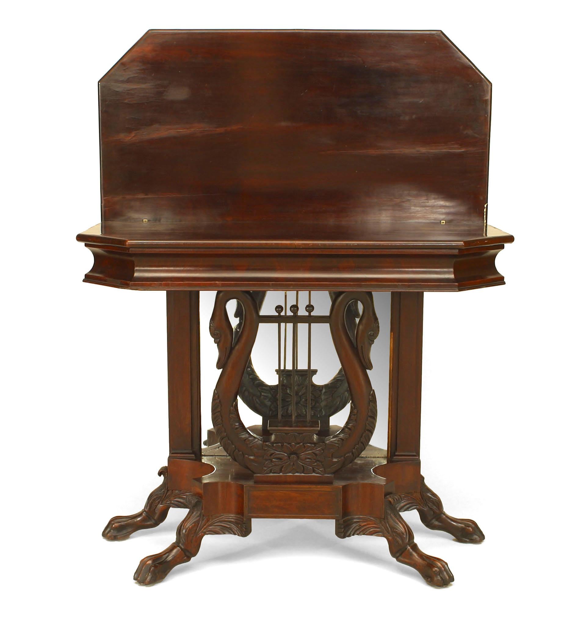 American Empire Mahogany Flip Top Console Table In Good Condition For Sale In Queens, NY