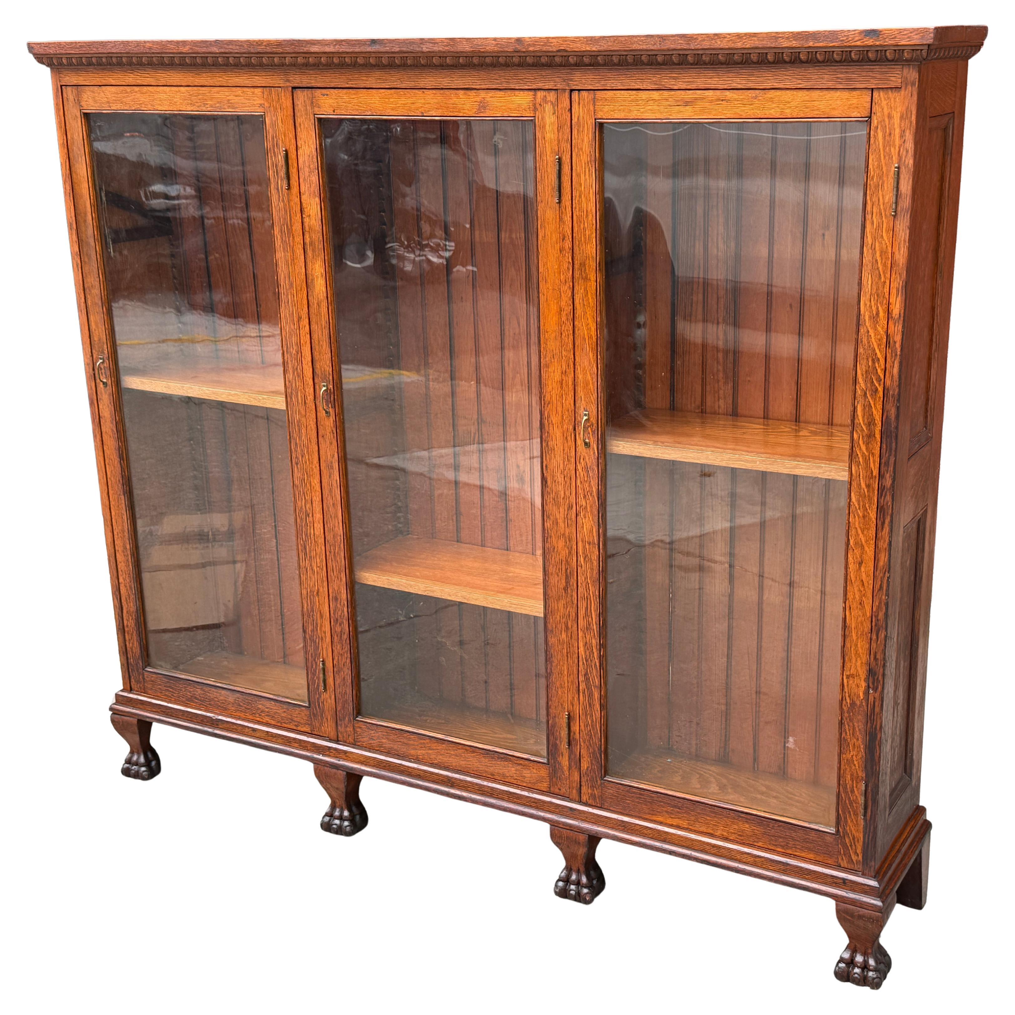 Libreria tripla/vetrina in stile Impero e Arti e Mestieri americani in vendita 2