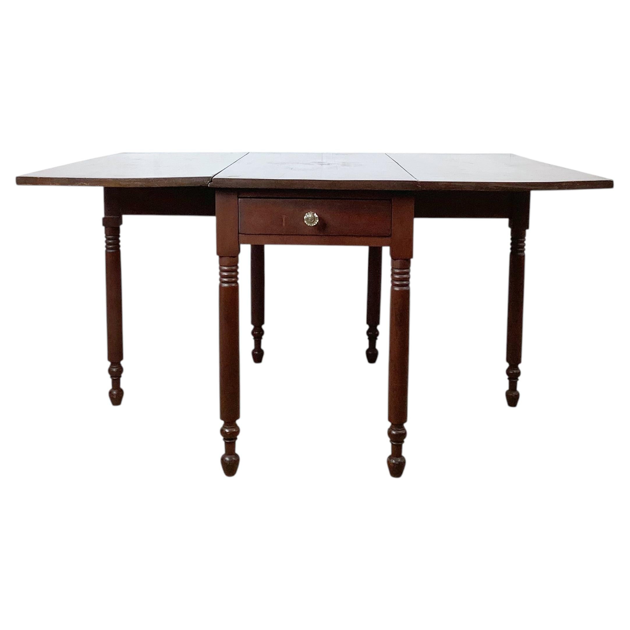 American Empire-Style Walnut Drop-Leaf Gate-Leg Dining Table For Sale
