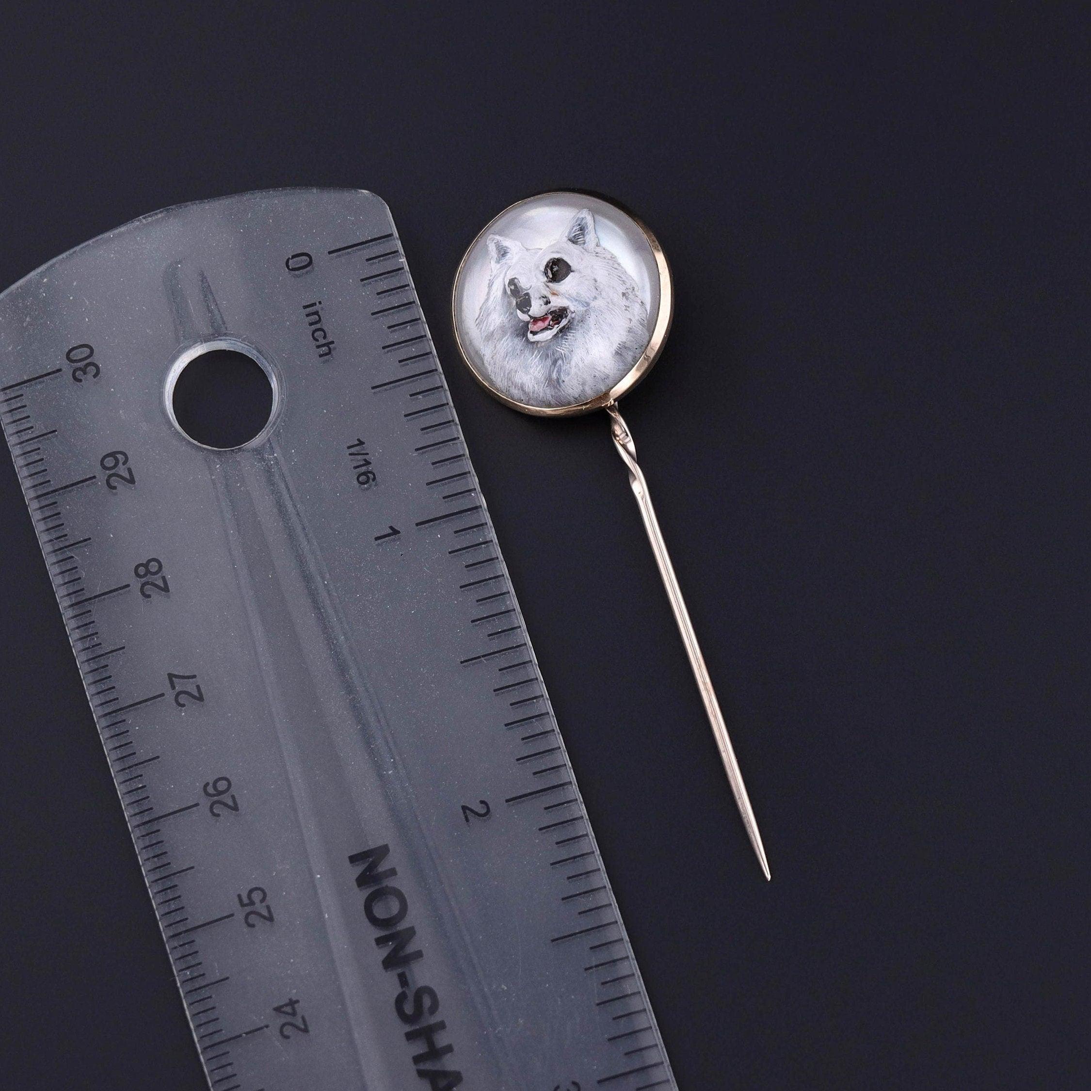 Cabochon American Eskimo or Pomeranian Dog Stickpin For Sale