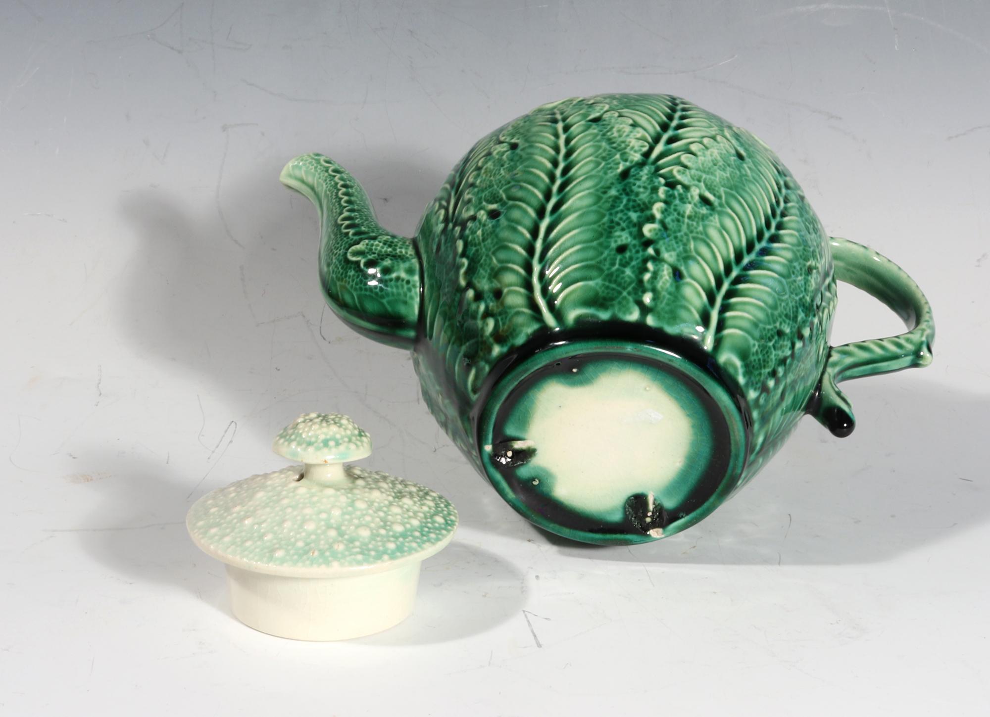 American Etruscan Majolica Teapot in the Form of a Cauliflower For Sale 4