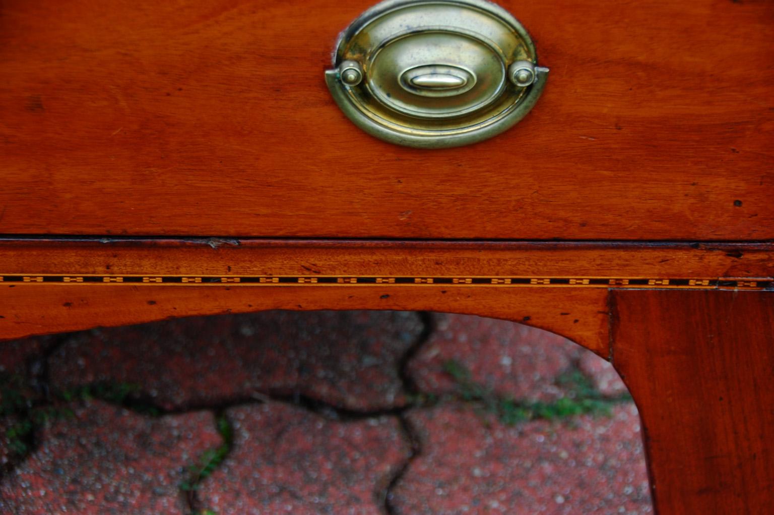 American Federal 18th Century Cherry Chest of Four Graduated Drawers 3