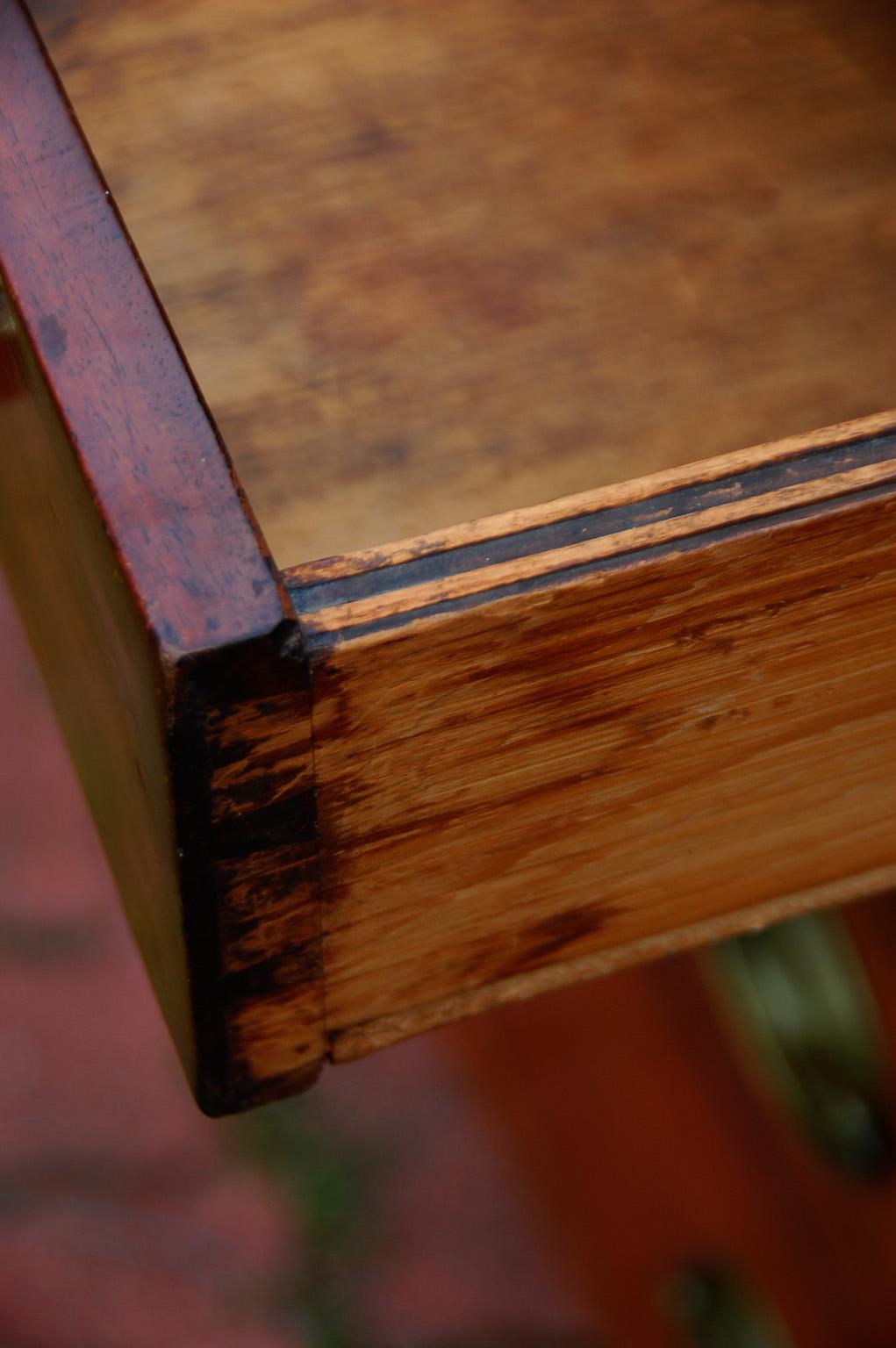 American Federal 18th Century Cherry Chest of Four Graduated Drawers 5