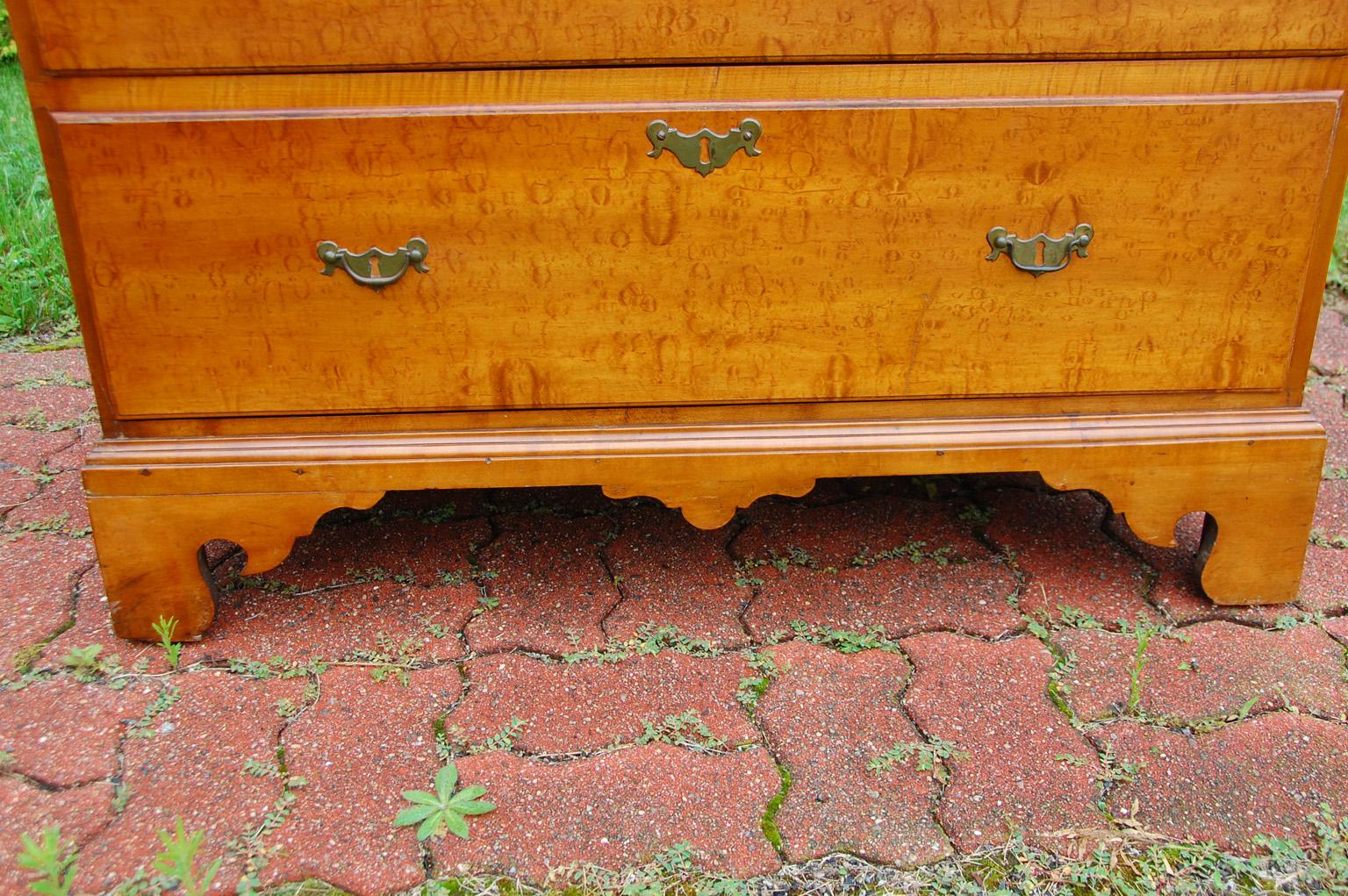 American Federal 18th Century Tiger Maple Tall Six Drawer Chippendale Chest 4