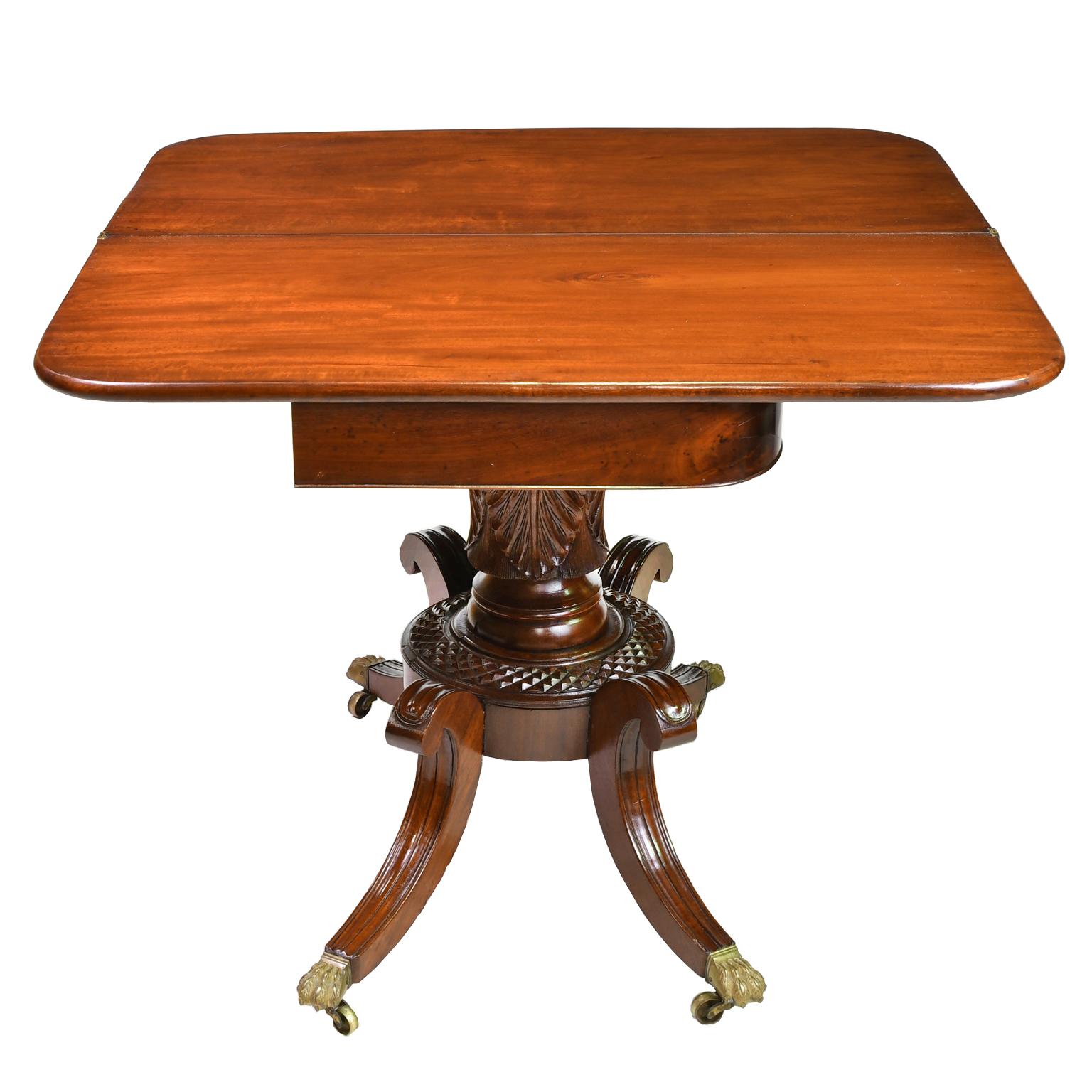 American Federal Games/Card Table with Tobacco Leaf Carvings, Baltimore, c. 1820 For Sale 4