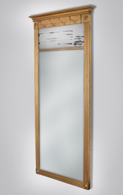American Federal Gilded Pier Mirror