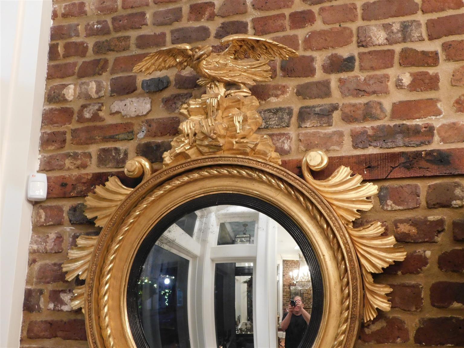 American Federal Gilt Eagle Convex Mirror with Acanthus & Shell Pendant, C. 1810 In Excellent Condition For Sale In Charleston, SC
