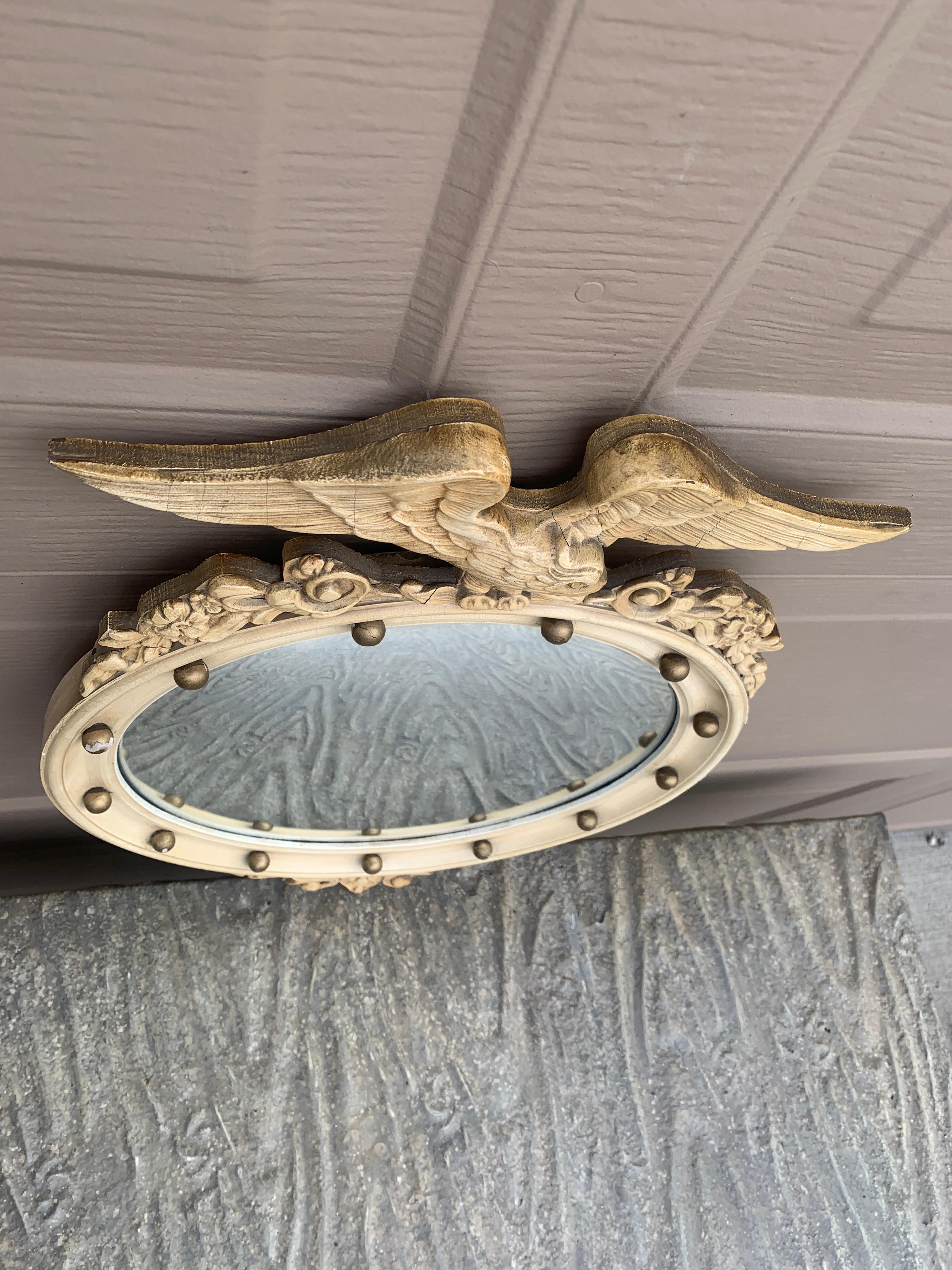 Amerikanische Federal Giltwood und Creme gemalt Eagle Bullseye konvexe Spiegel im Angebot 5