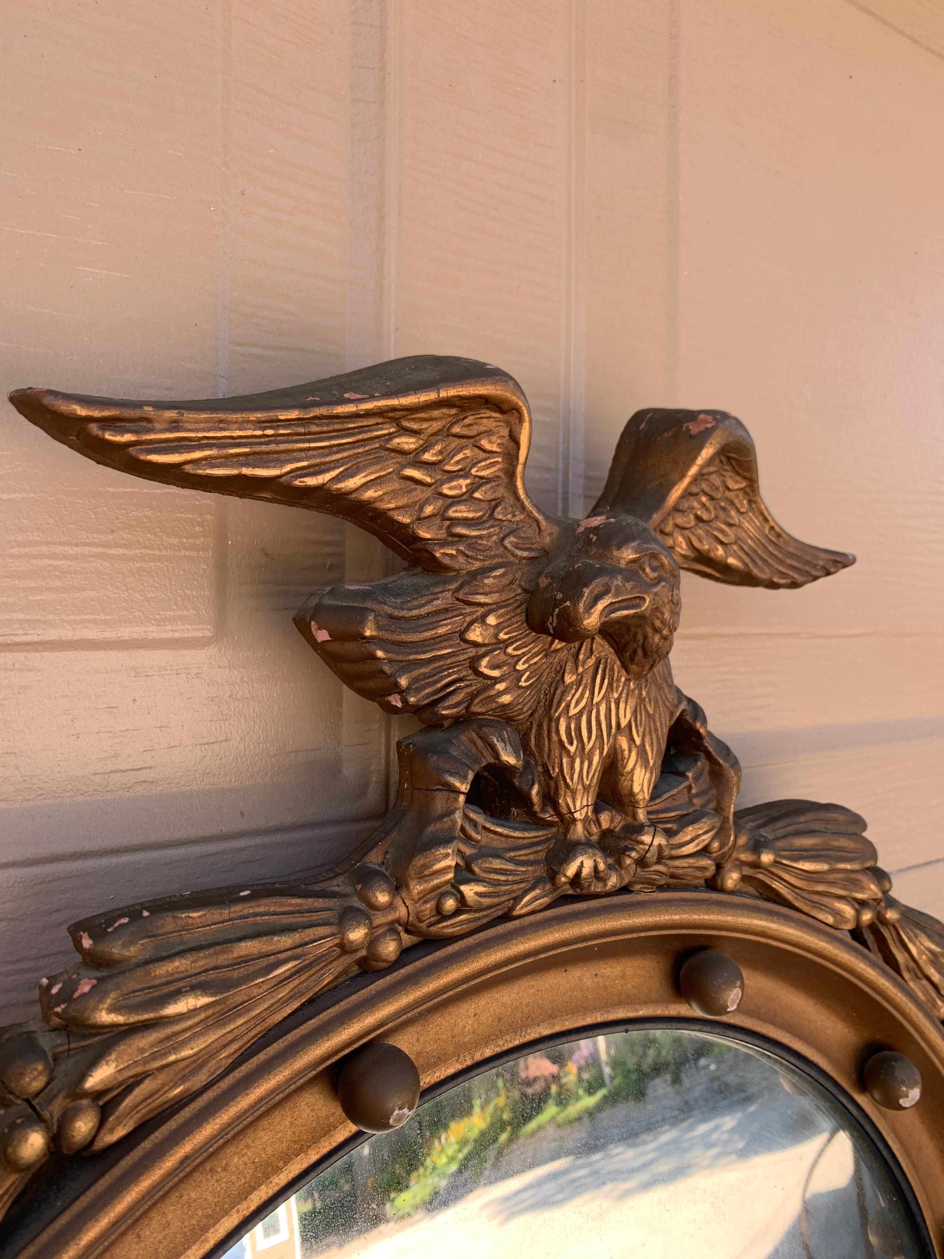 Federale Specchio convesso American Feder Giltwood Eagle Bullseye in vendita