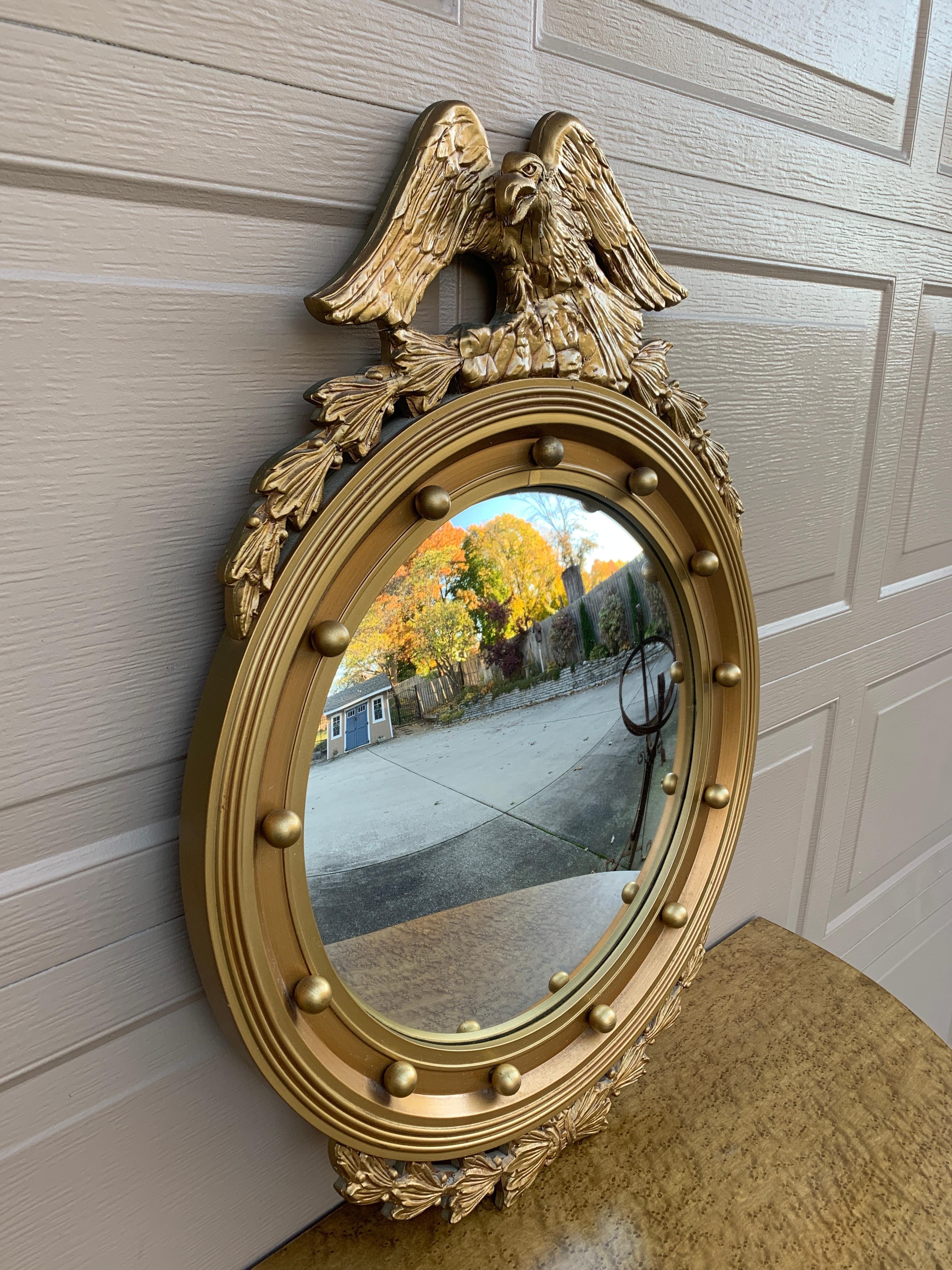 American Federal Giltwood Eagle Bullseye Convex Mirror In Good Condition For Sale In Elkhart, IN
