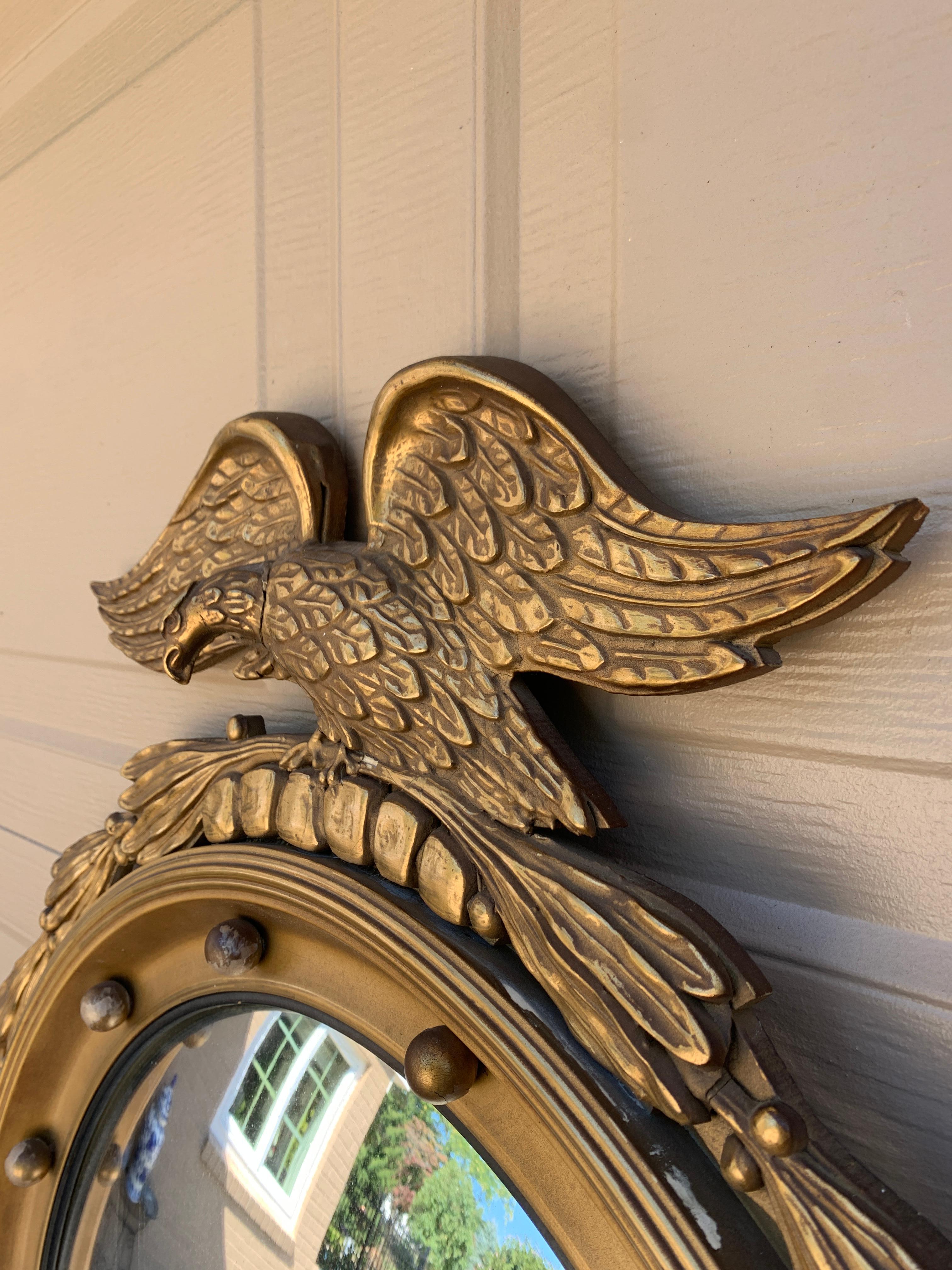Americano Specchio convesso American Feder Giltwood Eagle Bullseye in vendita