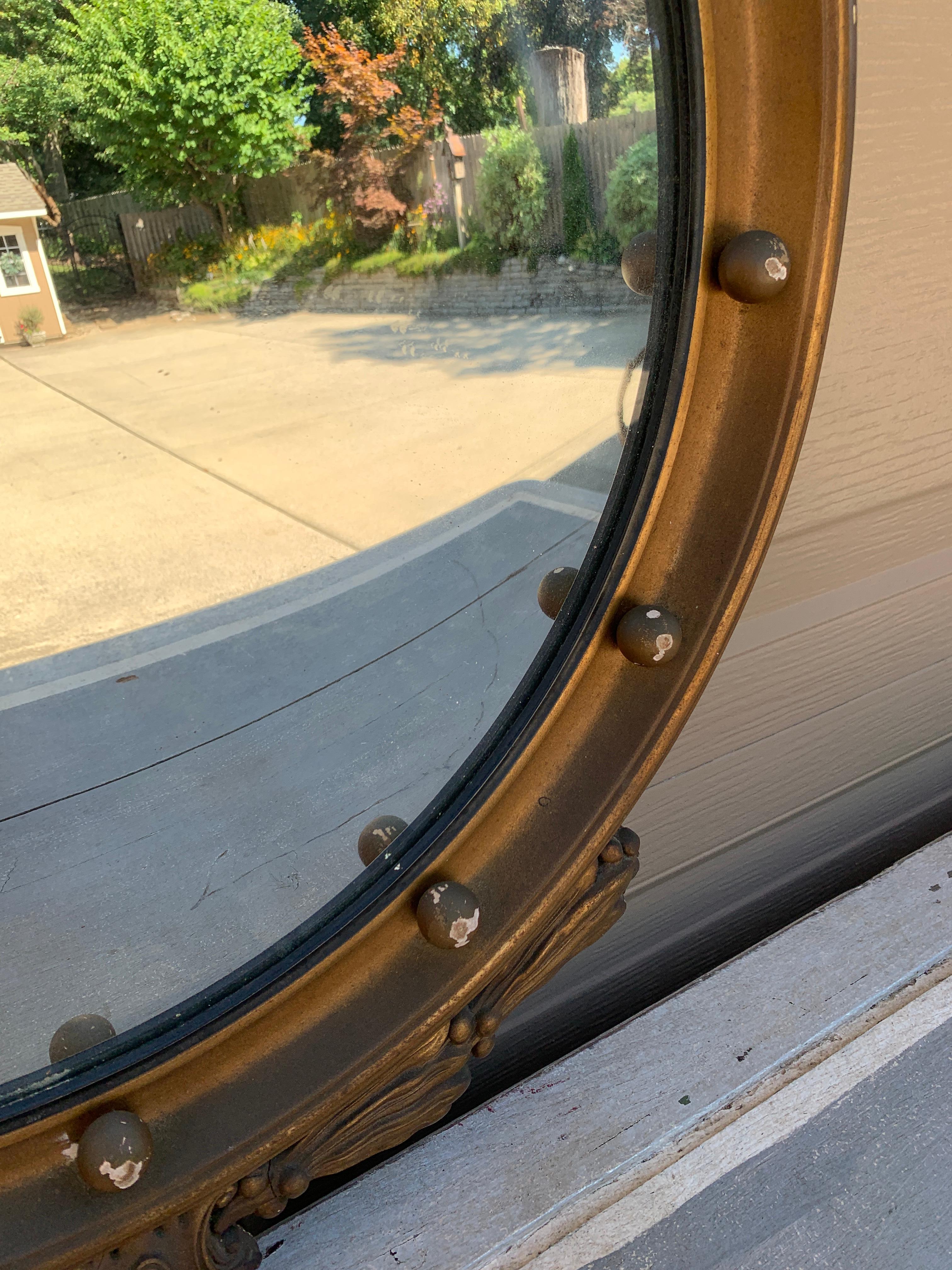 Specchio convesso American Feder Giltwood Eagle Bullseye In condizioni buone in vendita a Elkhart, IN