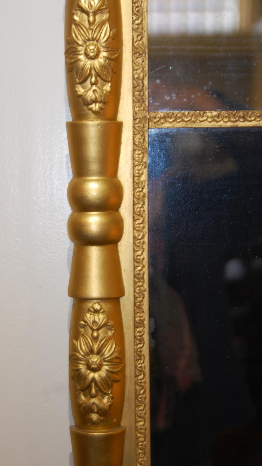 American Federal Gold Leaf Split Column Mirror In Good Condition In Wells, ME