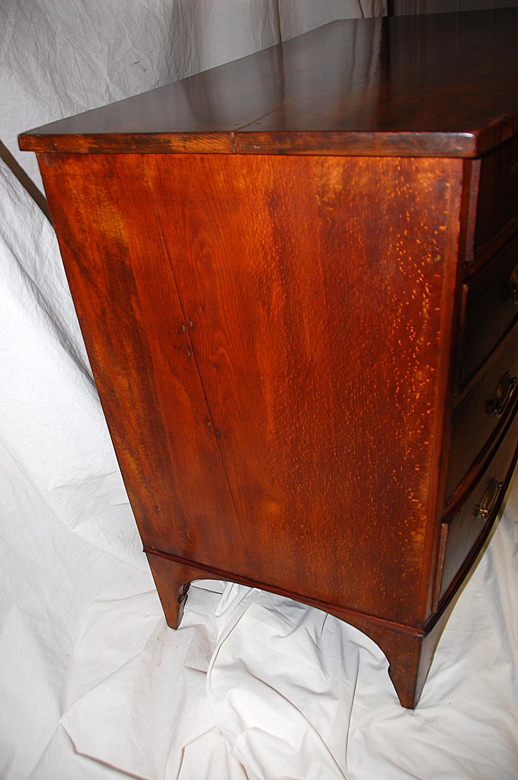 American Federal Hepplewhite Bowfront Chest of Drawers Tiger Maple and Mahogany 5