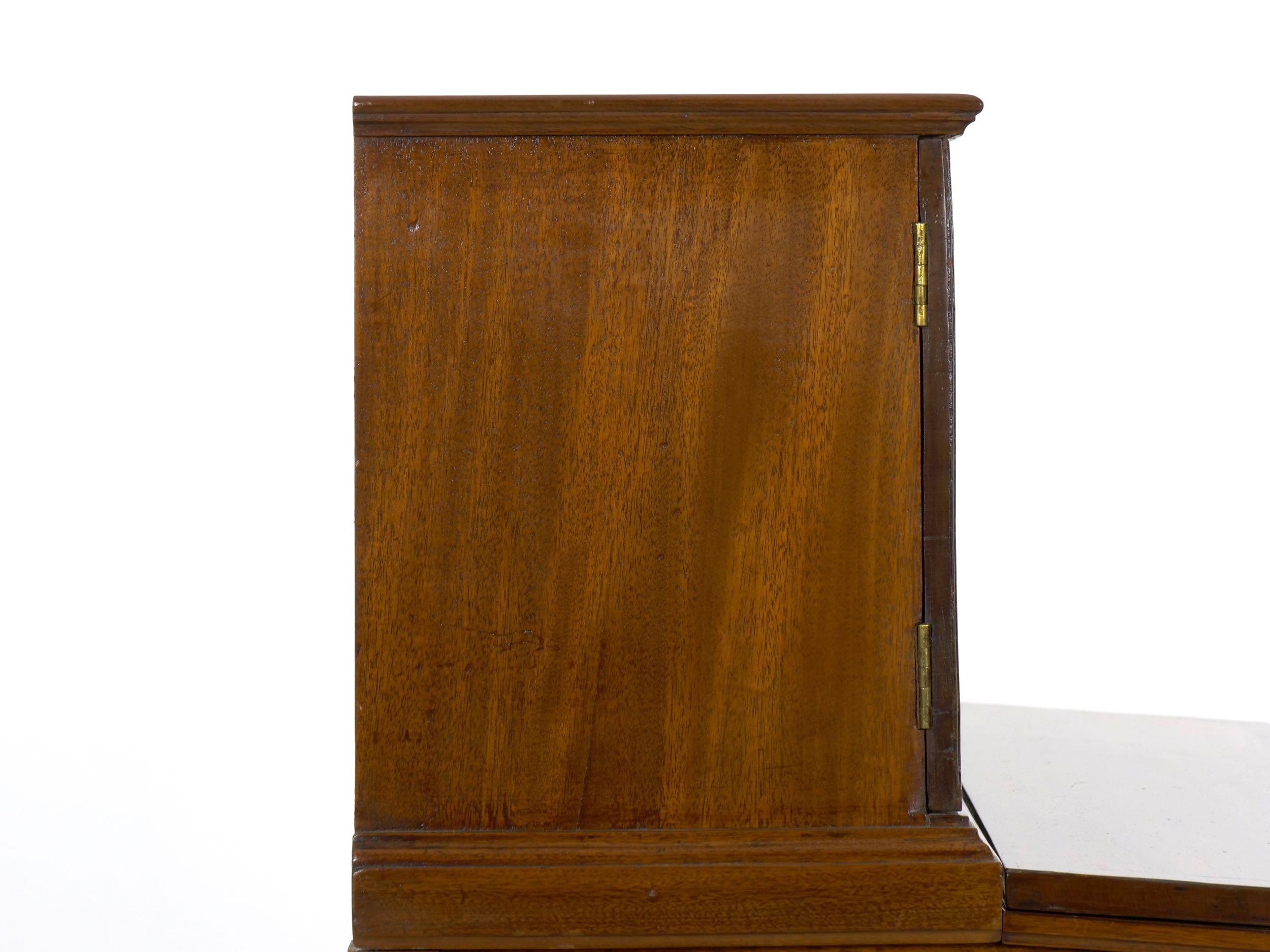 American Federal Inlaid Mahogany Antique Secretary Writing Desk, circa 1790-1810 12