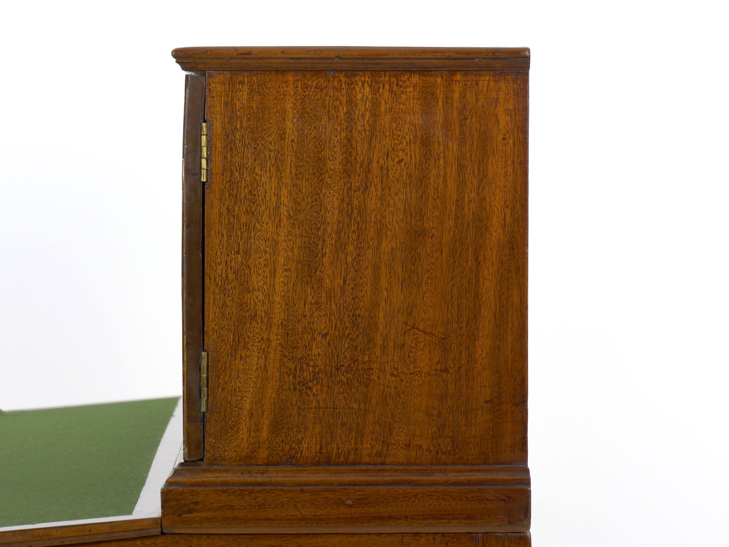 American Federal Inlaid Mahogany Antique Secretary Writing Desk, circa 1790-1810 14