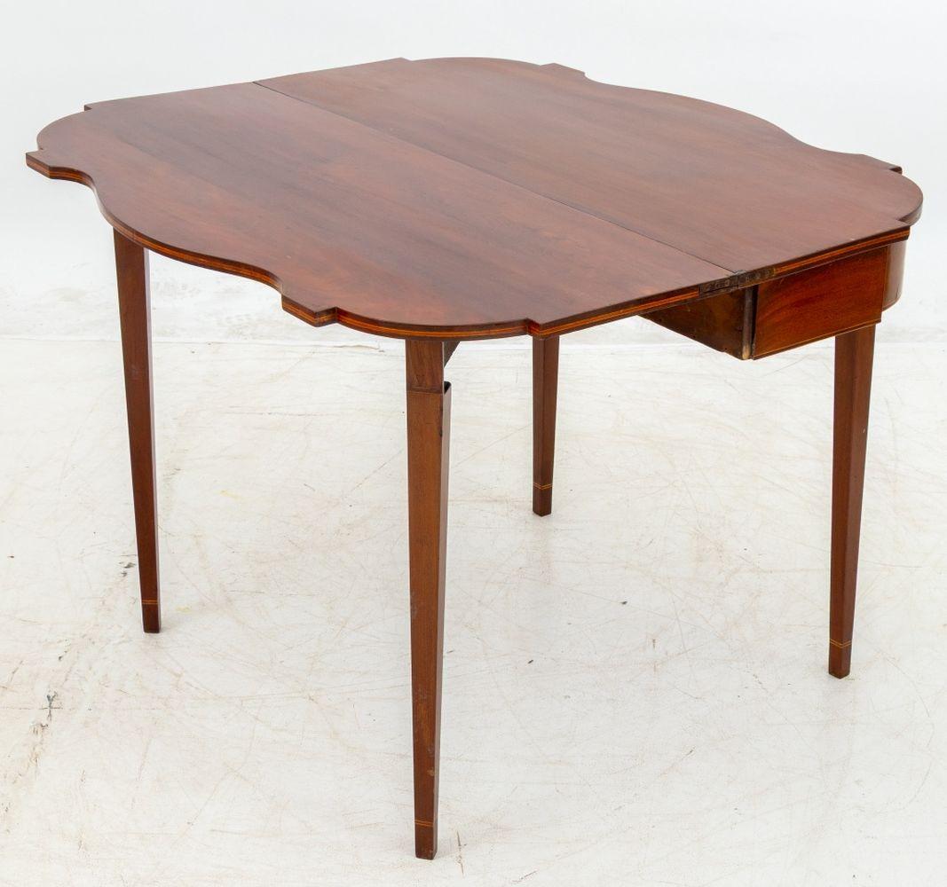 American Federal Inlaid Mahogany Card Table, 1800 For Sale 4