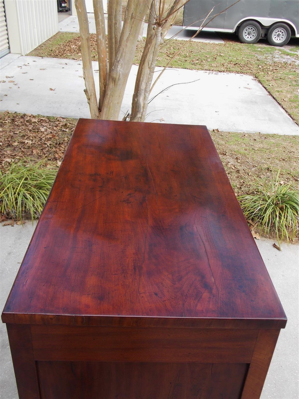 Early 19th Century American Federal Mahogany & Satinwood Butler's Desk with Paw Feet. NY, C. 1810 For Sale