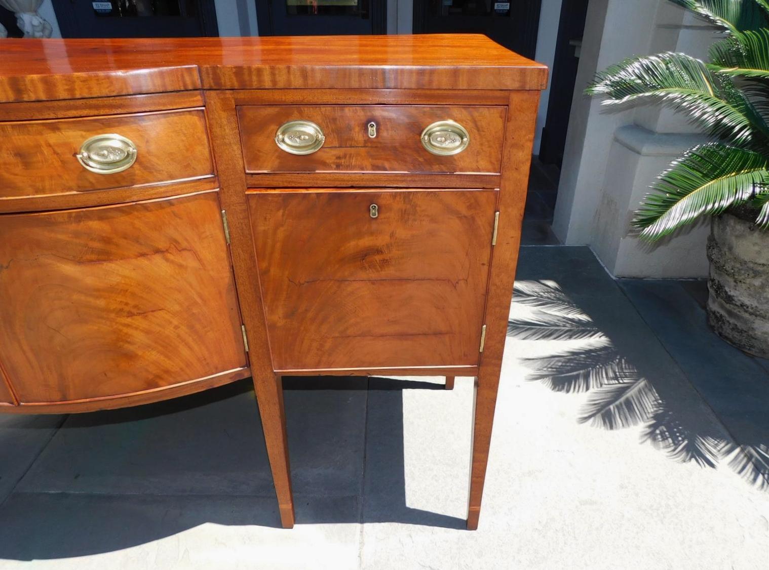 American Federal Mahogany Bow Front Sideboard with Tapered Cuffed Legs, C. 1810 For Sale 1