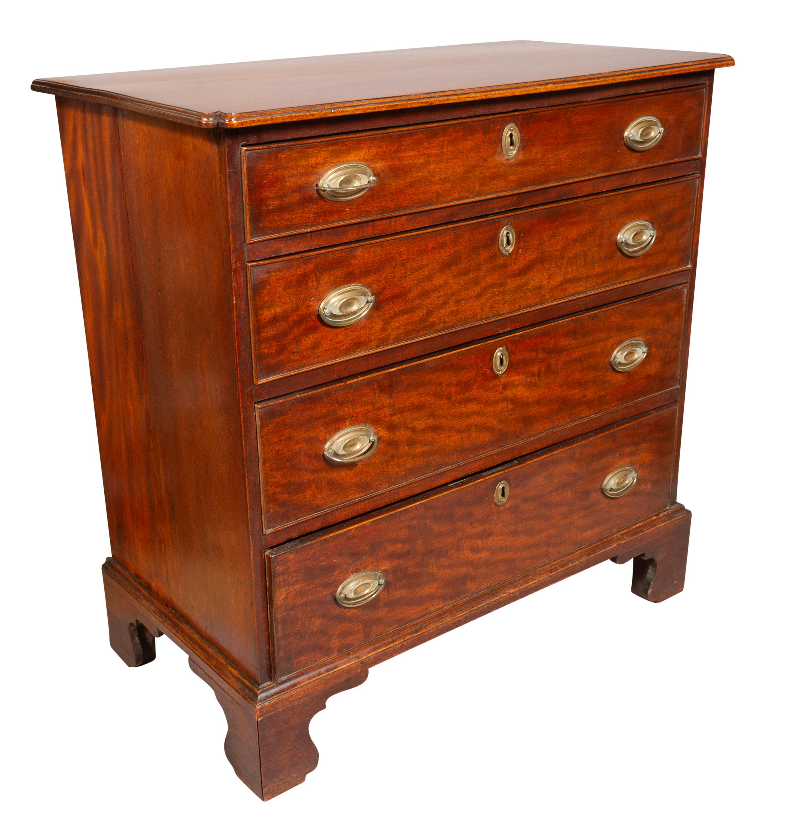 American Federal Mahogany Chest Of Drawers 1