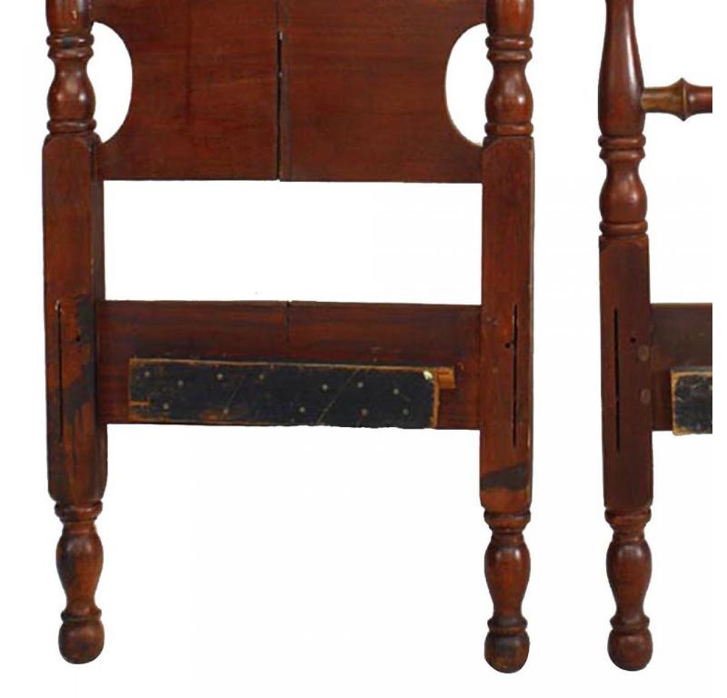 Hand-Crafted American Federal Mahogany Child's Four-Post Bed For Sale
