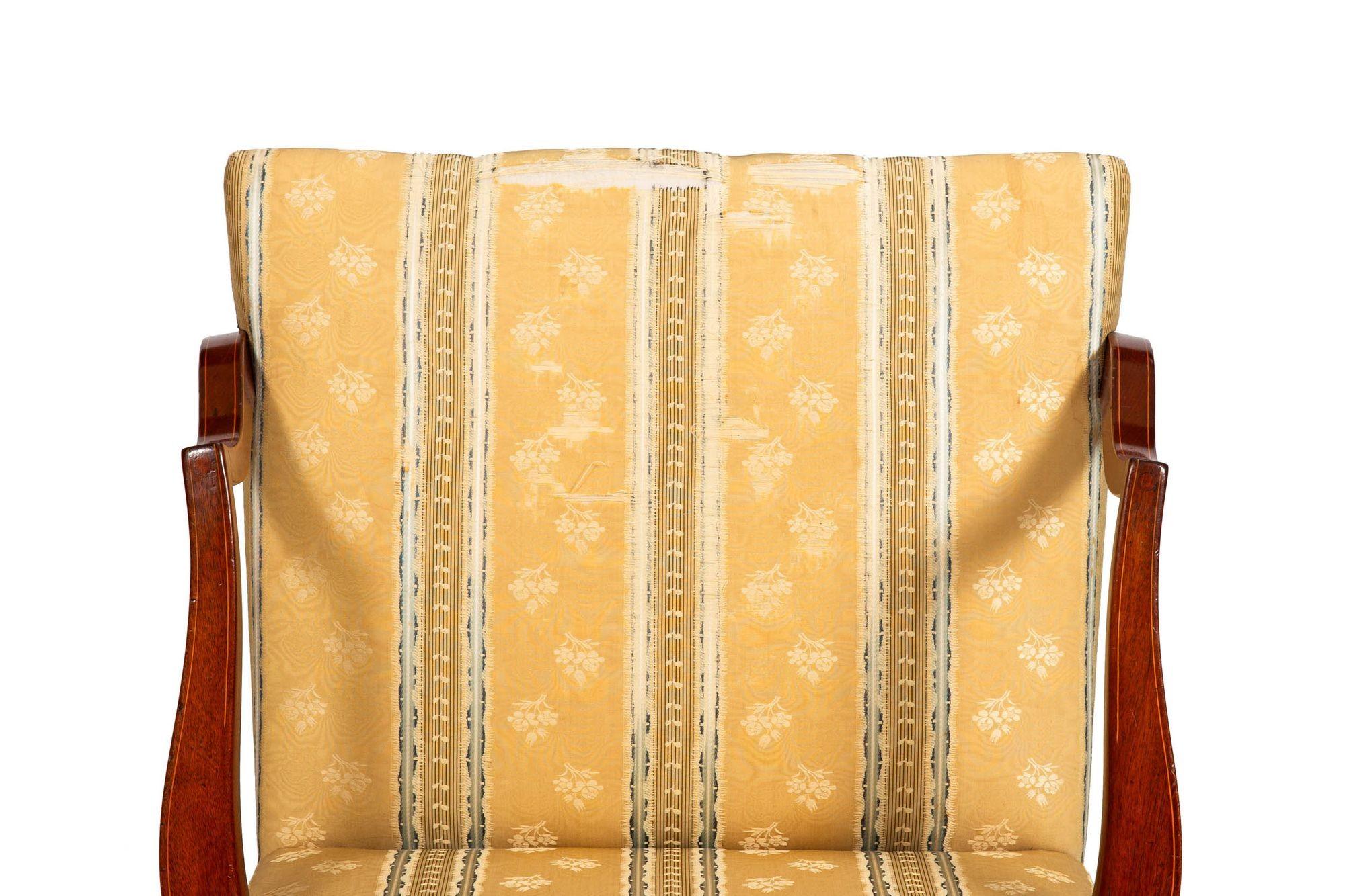 Martha Washington, Lolling-Sessel aus Mahagoni im amerikanischen Federal-Stil, um 1800 im Angebot 7