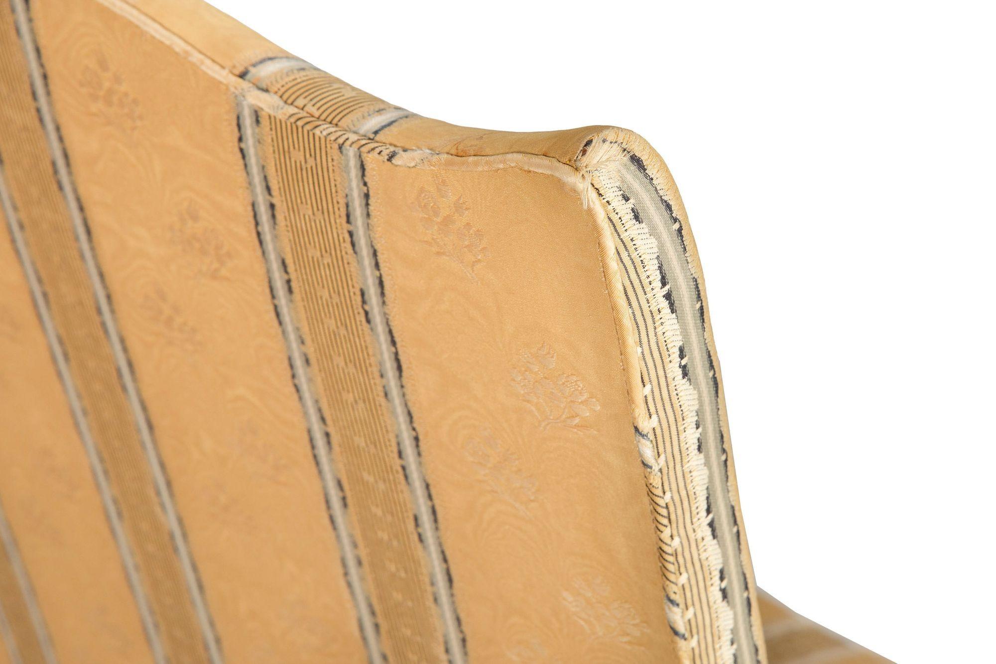 Martha Washington, Lolling-Sessel aus Mahagoni im amerikanischen Federal-Stil, um 1800 im Angebot 15