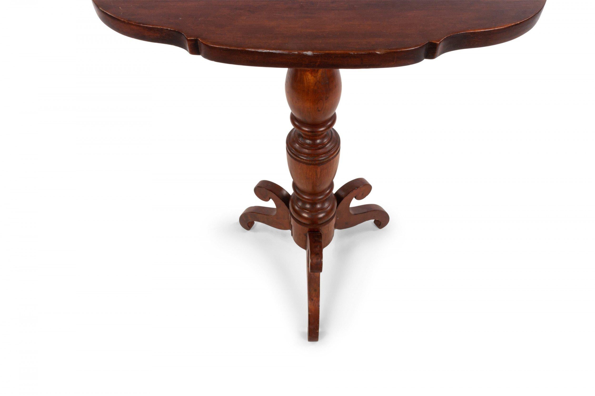 American Federal Mahogany Tilt-Top Scalloped Table For Sale 2