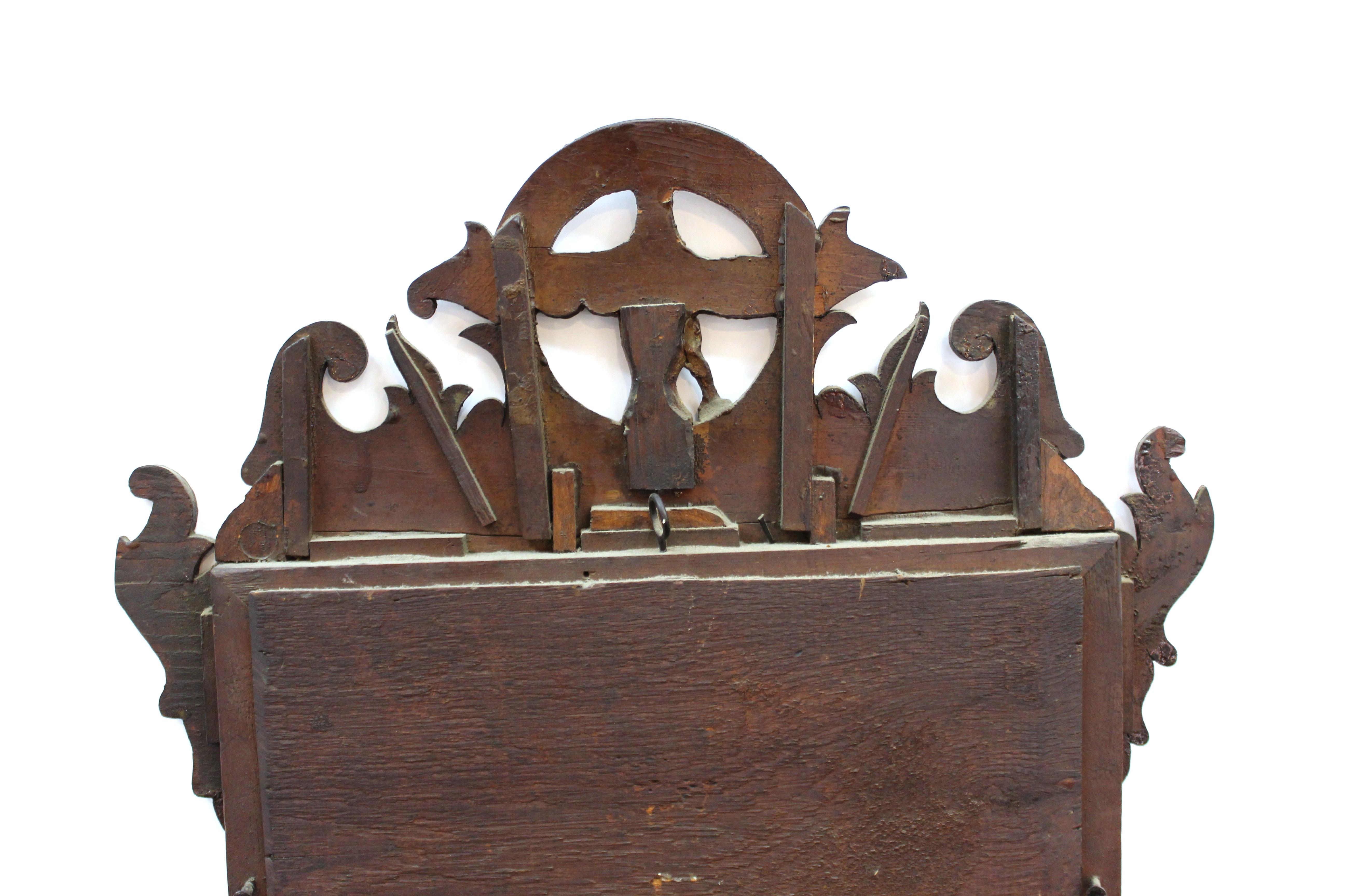 American Federal Mirror With Scrollwork and Carved Eagle 4
