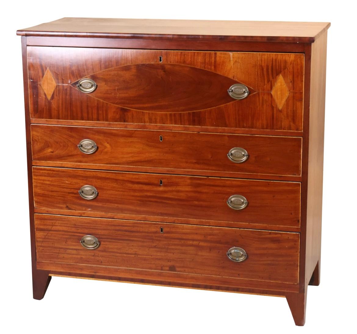 Amerikanische Kommode aus der Bundeszeit, um 1800 (amerikanisch) im Angebot