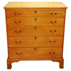 American Federal Period Chippendale Maple Chest of Five Graduated Drawers 18th C