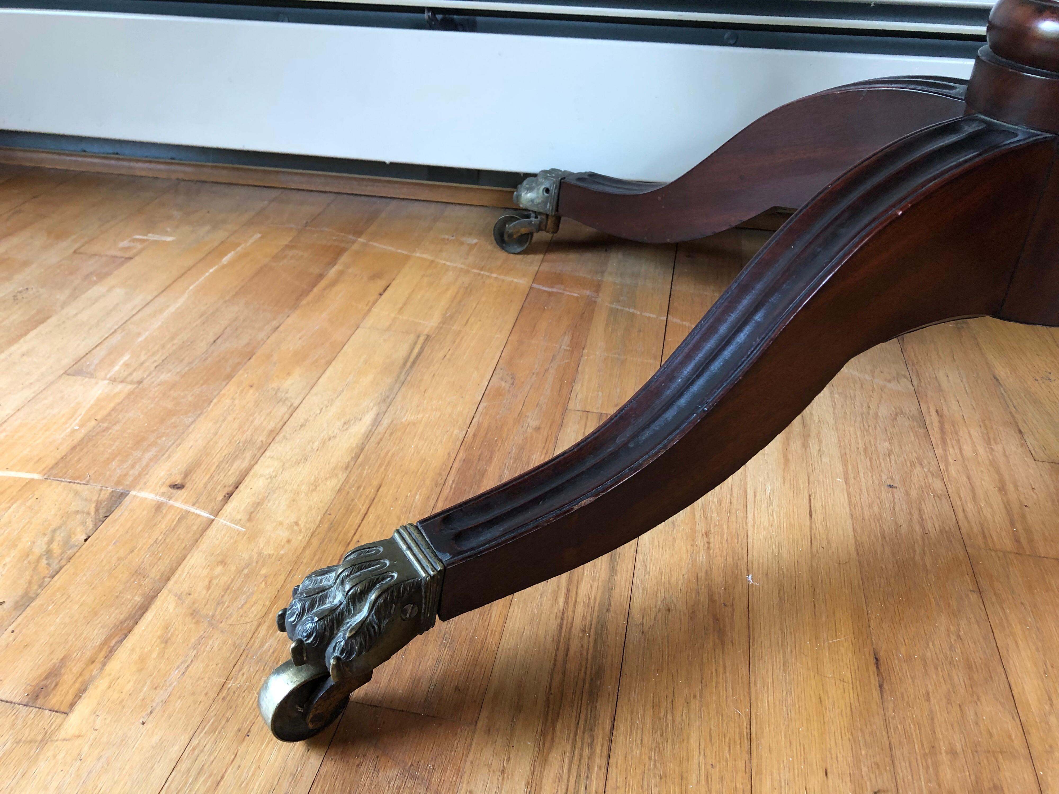 19th Century American Federal Relief Carved Mahogany Card Table, New York, circa 1810 For Sale