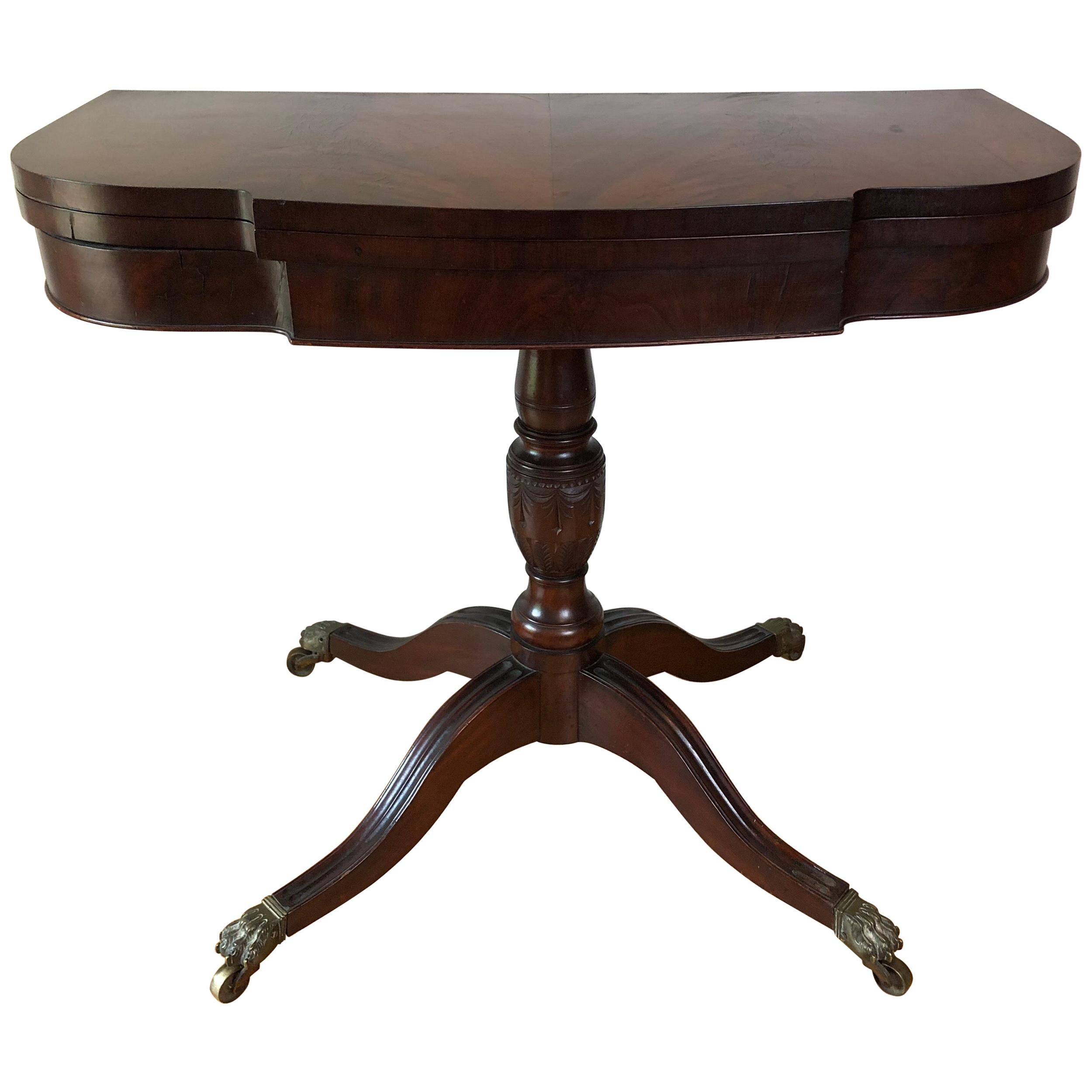 American Federal Relief Carved Mahogany Card Table, New York, circa 1810 For Sale