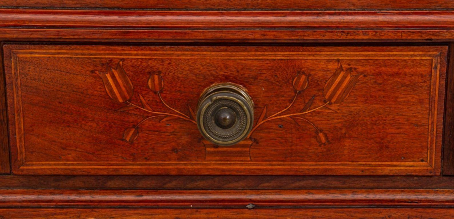 American Classical American Federal Style Blanket Chest, 19th C For Sale