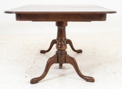 American Federal Style Extending Dining Table