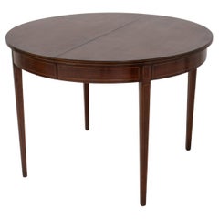 American Federal Style Round Extending Table