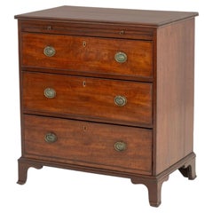 American Federal Walnut Chest of Drawers, Circa 1800