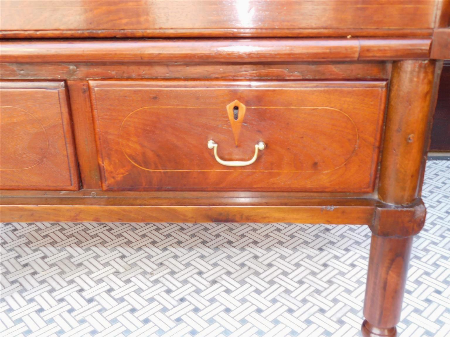 Amerikanische Federal Nussbaum Scharnier zwei Schubladen String Inlaid Sugar Chest, CIRCA 1820 im Angebot 1
