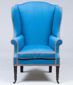Silla American Federal Wingback con tapicería azul