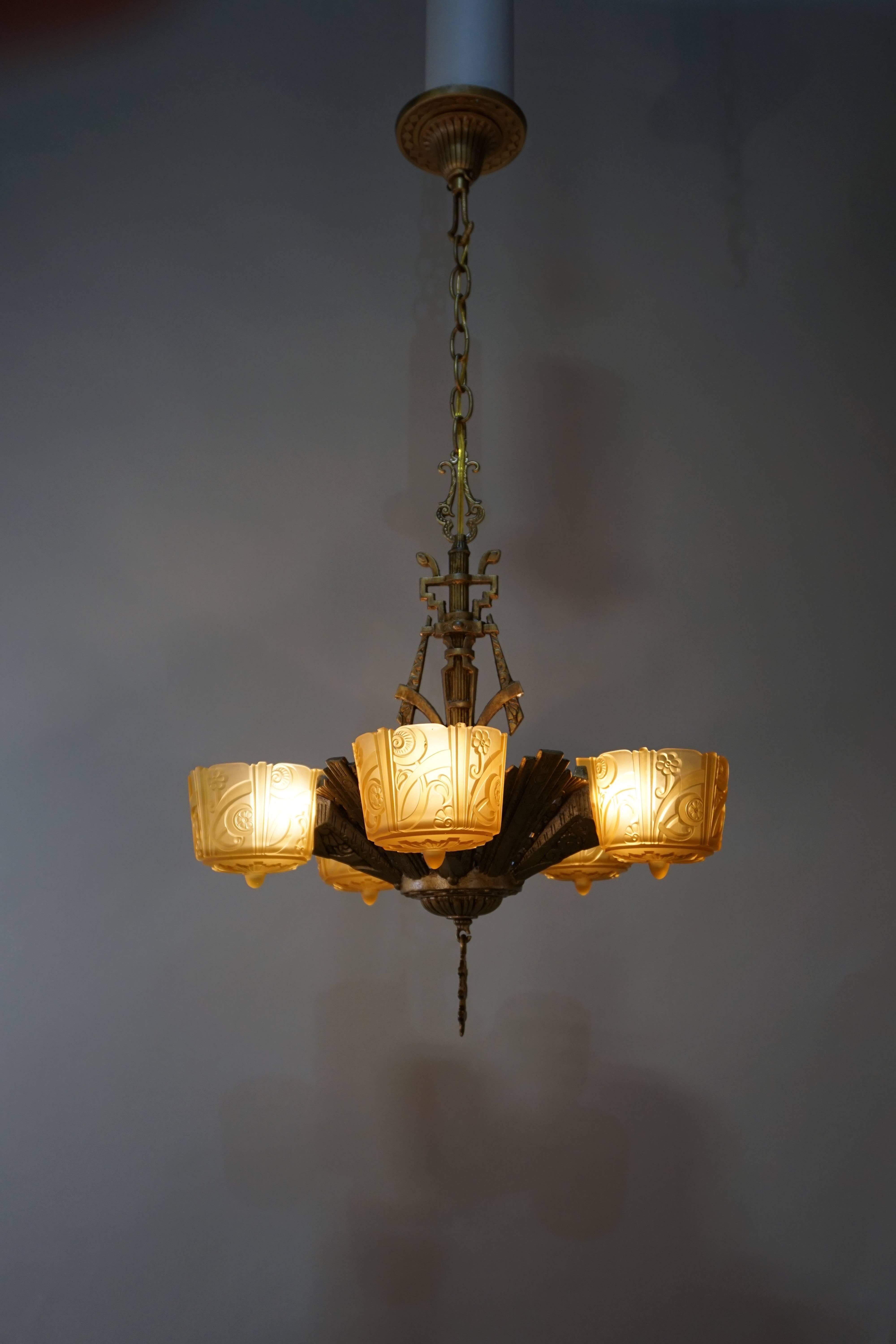 Mid-20th Century American Five-Light Amber Glass Chandelier by Riddle Lighting Co. 