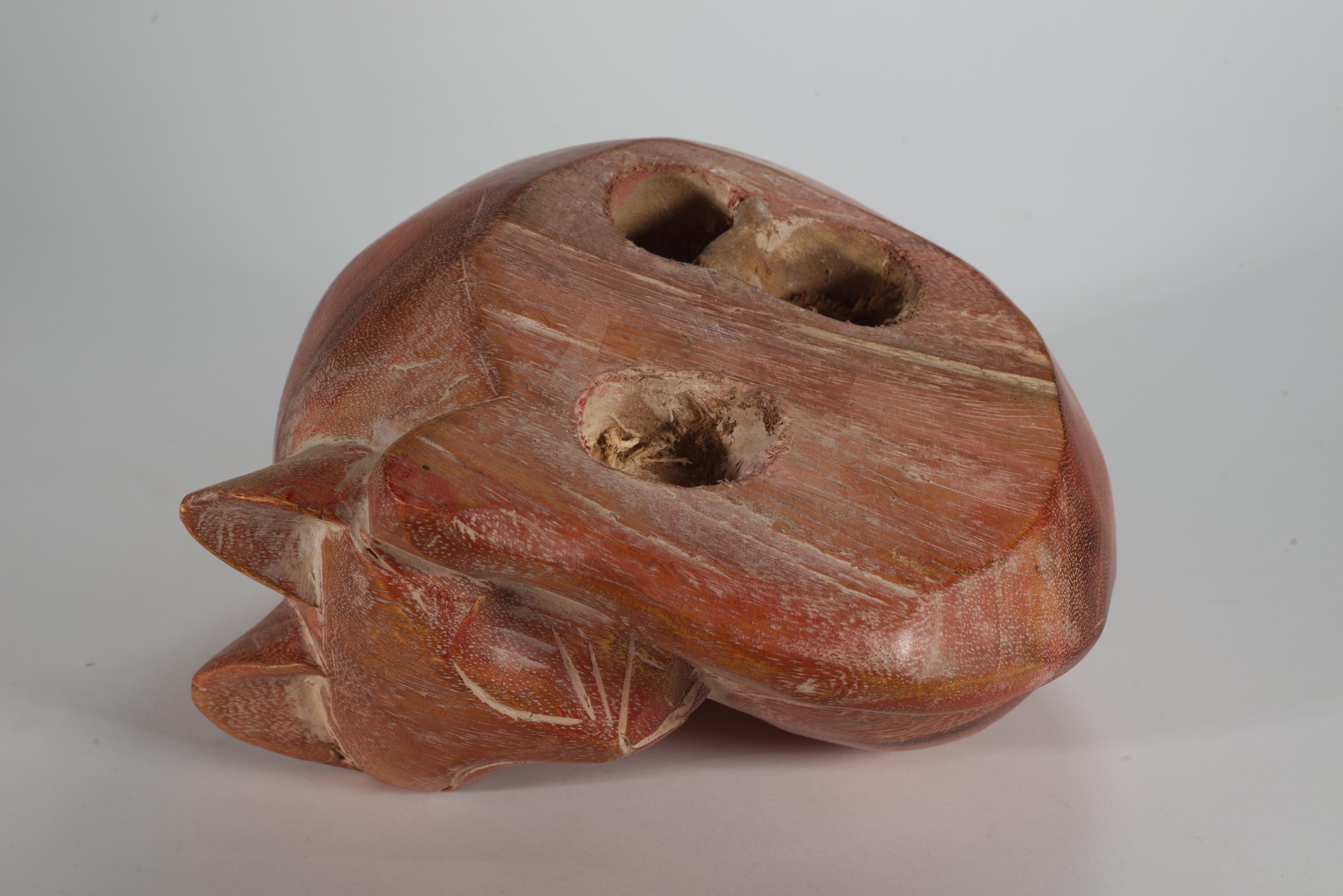 Escultura de Gato Durmiente de American Folk Art Carved en venta 1