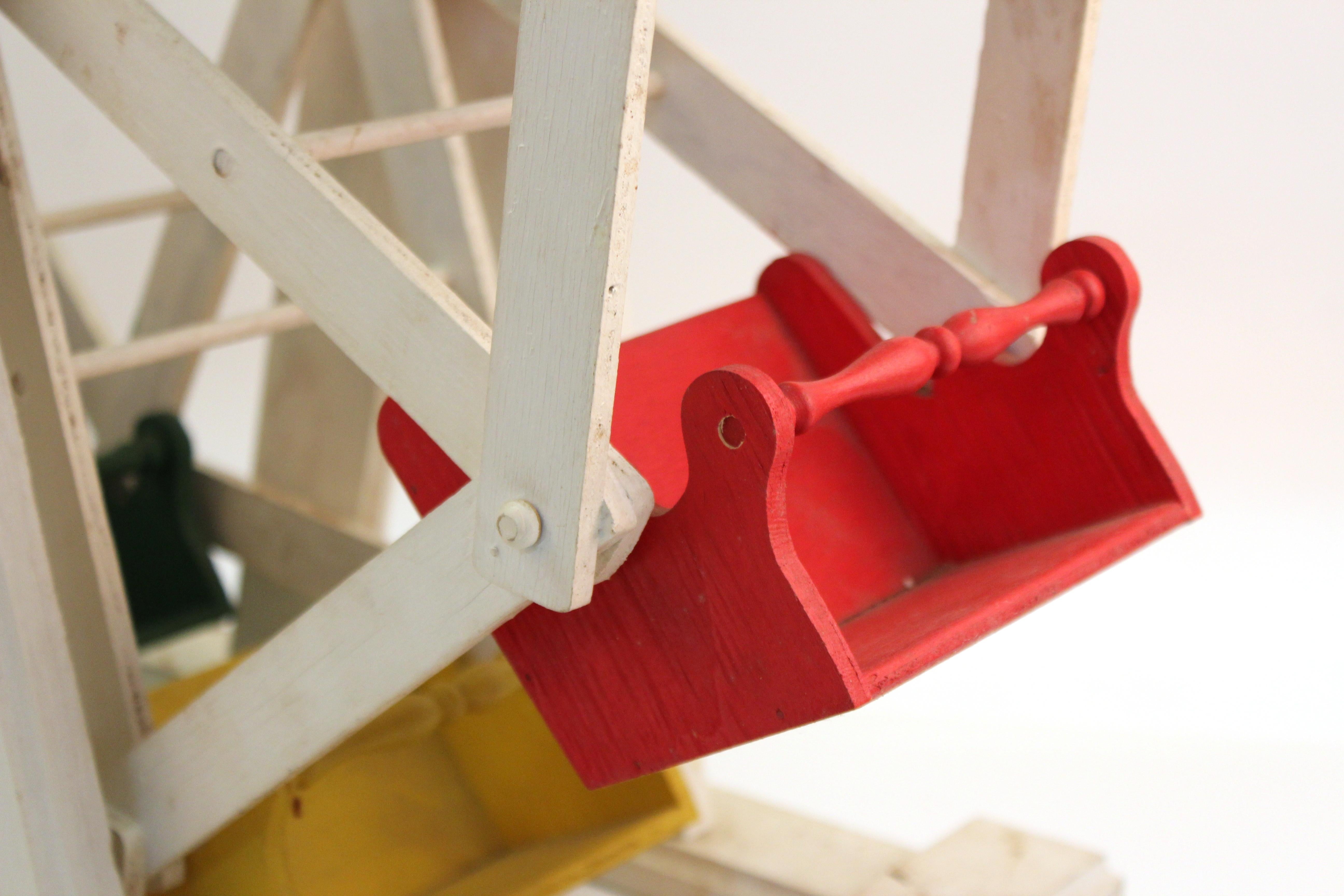 American Folk Art Ferris Wheel Model In Good Condition In New York, NY